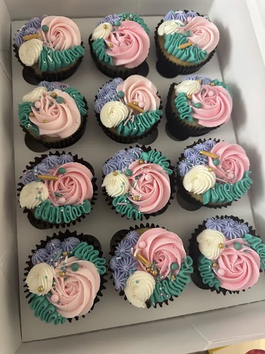 Jen's Irresistible Cakes LLC Picture 2