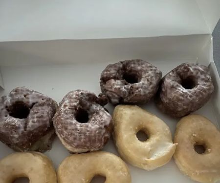 Donut Palace & Kolache