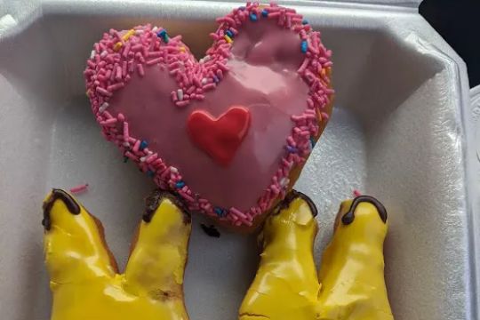 Prosper donuts