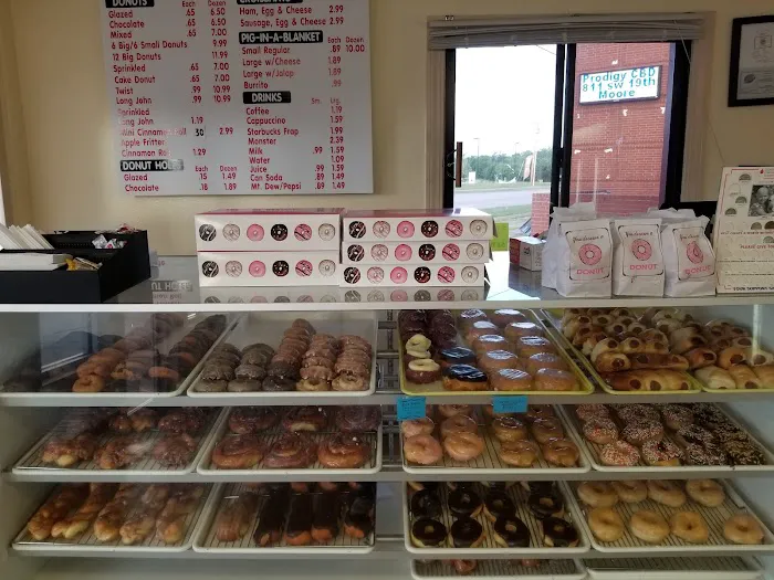 Delight Donuts Picture 1