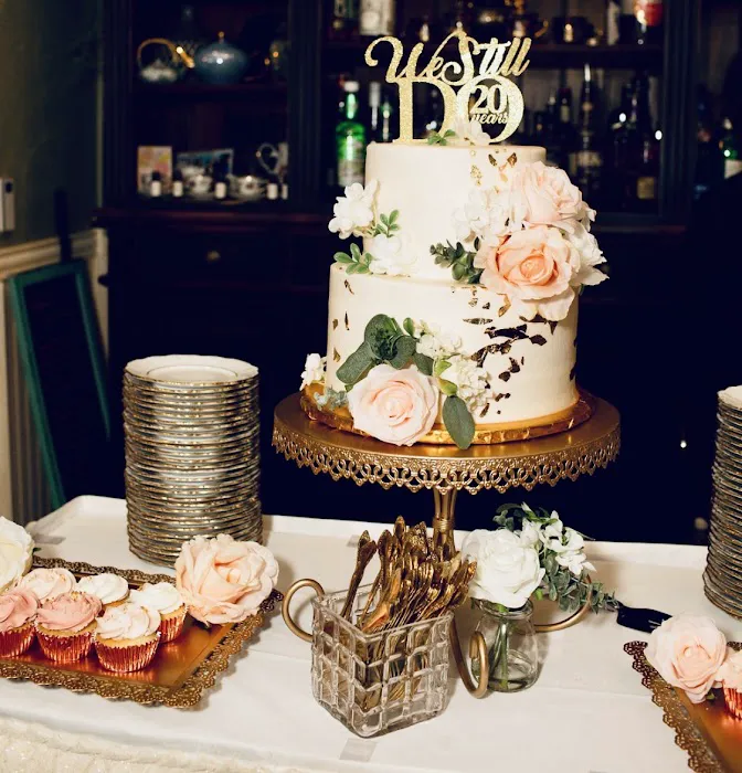 Angela's Bakery Picture 9