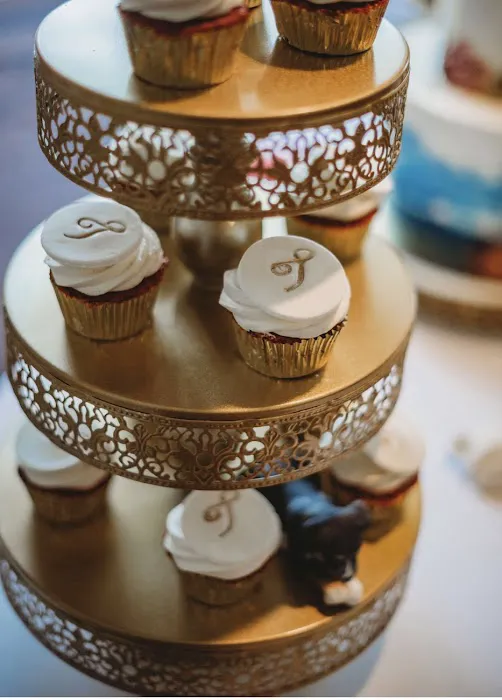 Finishing Touches Bakery Picture 2