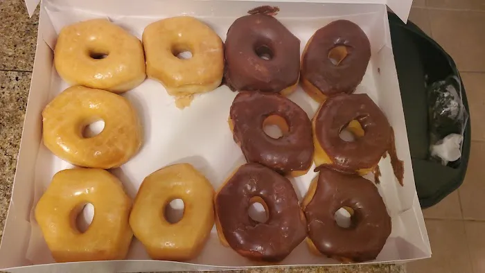 Cinnamon River Donuts Picture 7