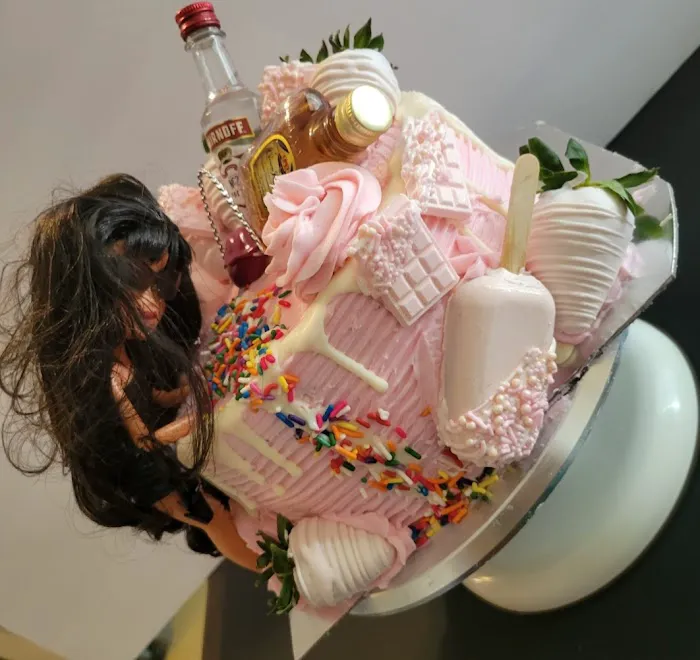 Gina's treats bakery Picture 7