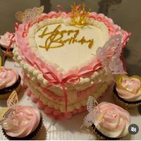 Gina's treats bakery ico