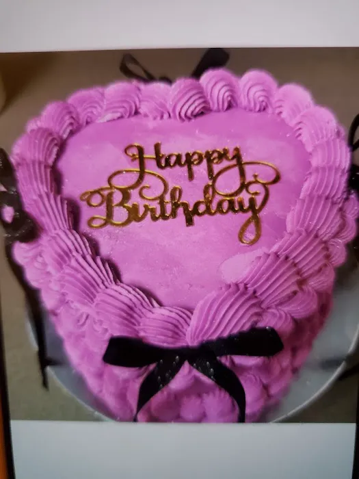 Gina's treats bakery Picture 9