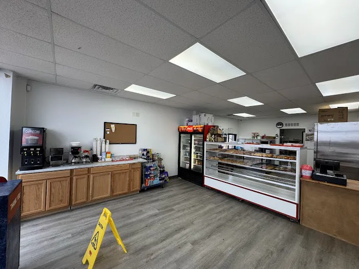 Daniel's Donuts Picture 4