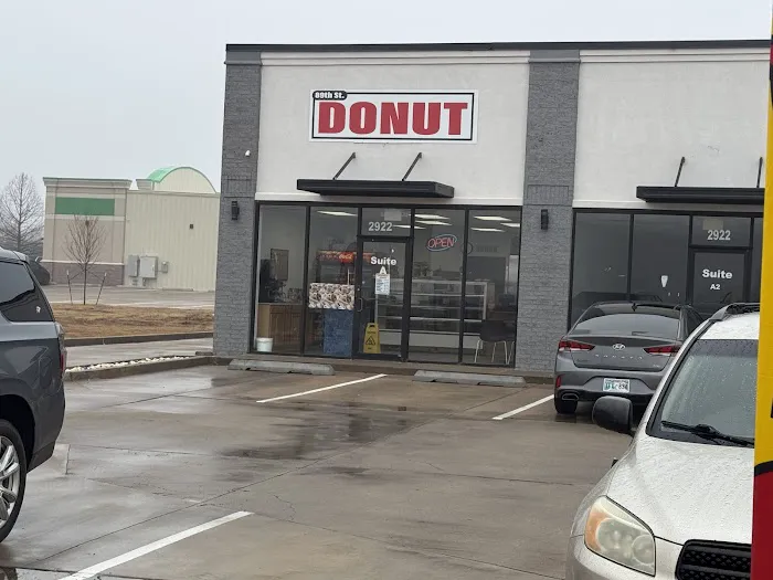 Daniel's Donuts Picture 6