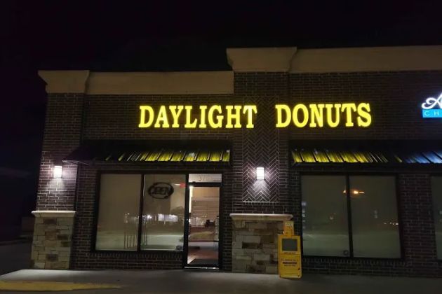 Daylight Donuts