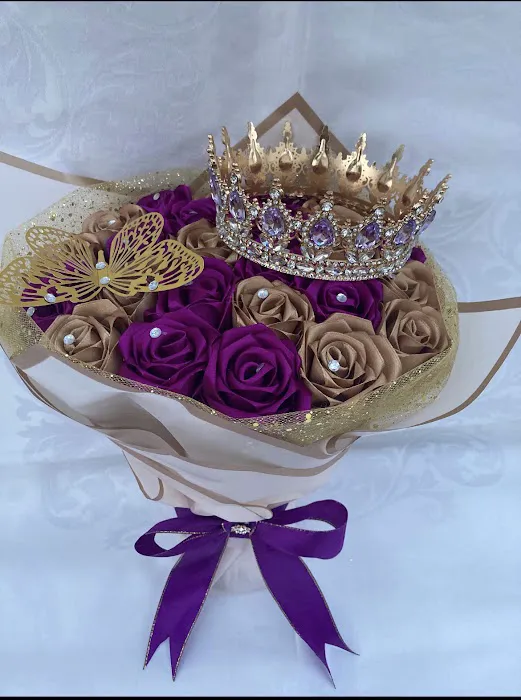 Sisters cakes and bouquets Picture 1