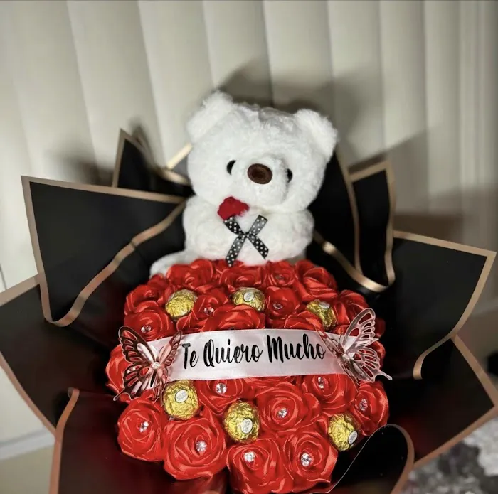 Sisters cakes and bouquets Picture 7