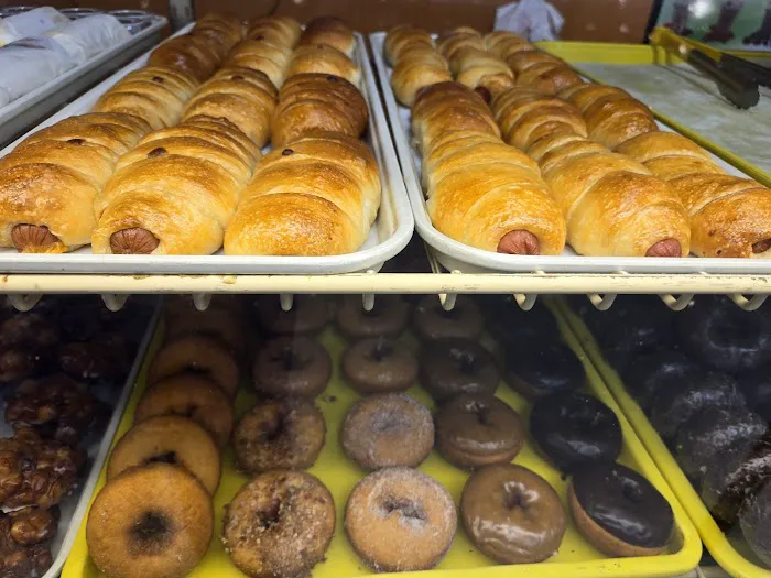 Holliday Donuts Picture 6