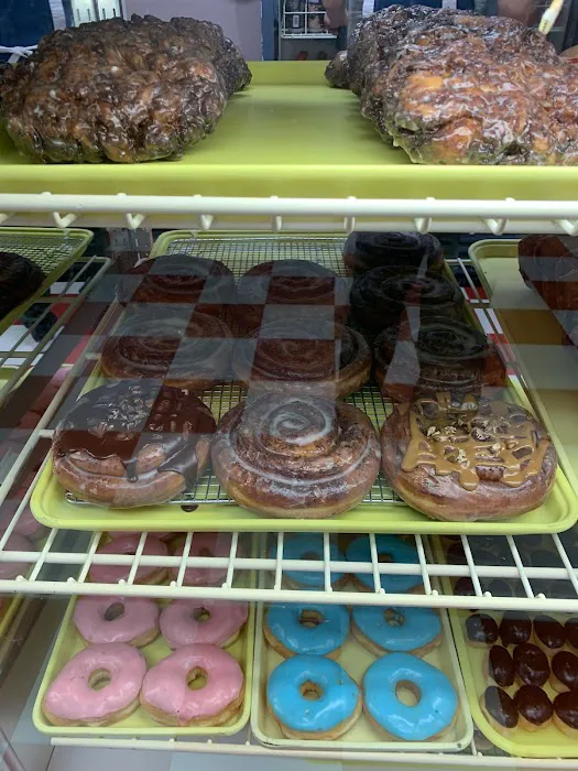 Donut Palace Picture 6