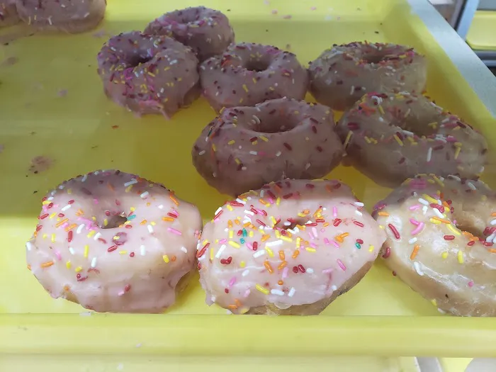 Daylight Donuts Picture 1