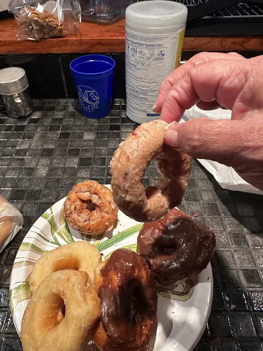Daylight Donuts Picture 9