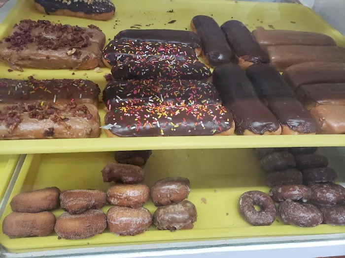 Daylight Donuts Picture 8