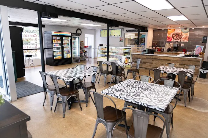 Shawnee Donuts Picture 6