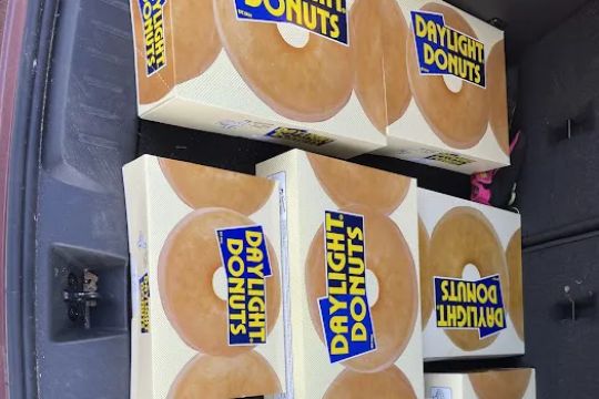 Daylight donuts holdenville