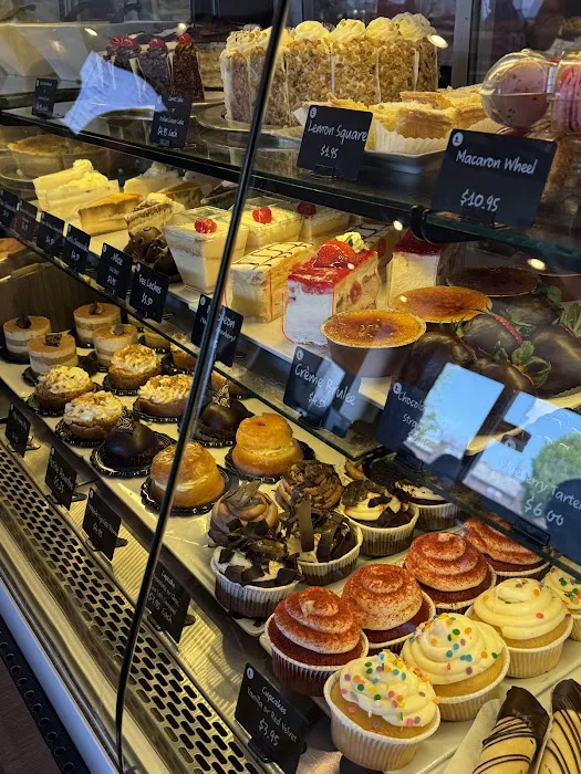 La Baguette Bakery & Cafe Picture 3
