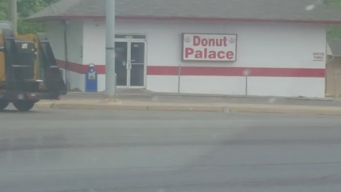 Donuts Palace Picture 1