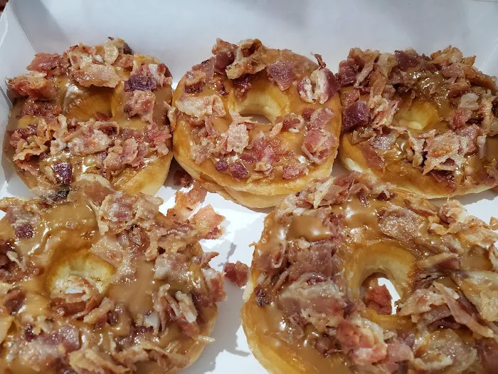 Happy Day Donuts Picture 3