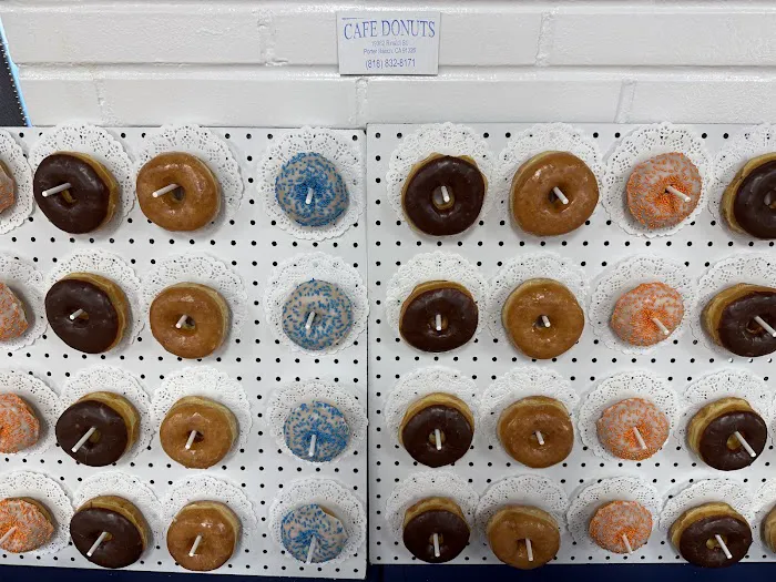 Cafe Donuts Picture 5