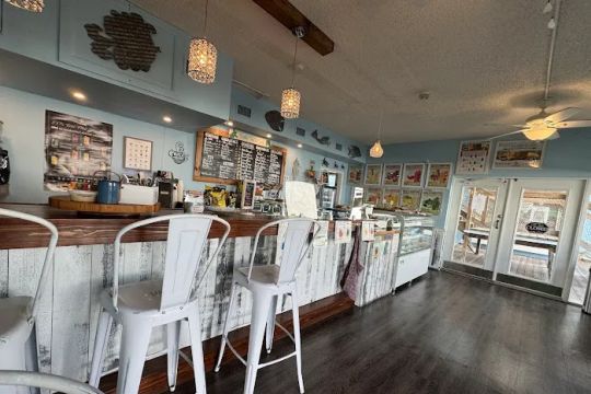 Sandra's Sweet & Savory Cafe & Bakery/Pie Shop