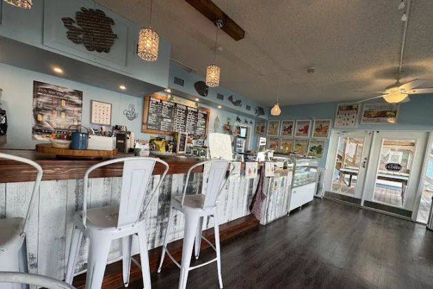 Sandra's Sweet & Savory Cafe & Bakery/Pie Shop