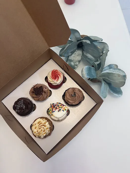 Grace and Shelly's Cupcakes & Ice Cream Picture 6