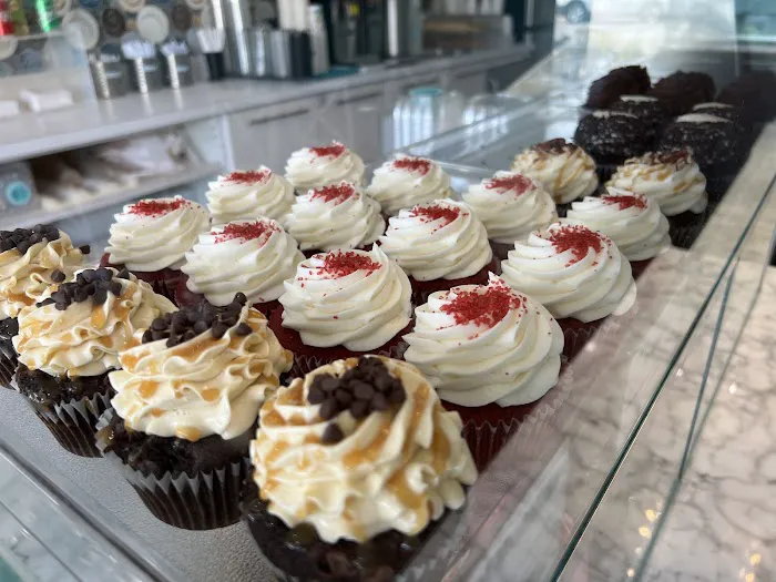 Grace and Shelly's Cupcakes & Ice Cream Picture 8