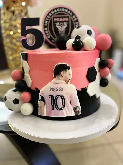 Judith's cake creations Picture 3