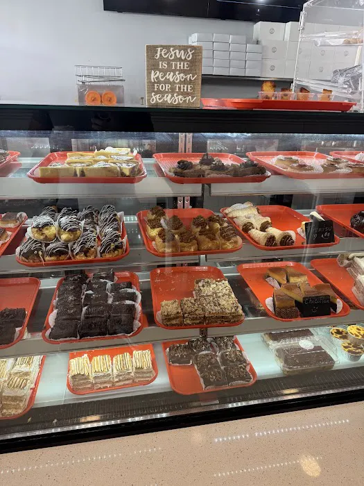 Gigi's Bakery and Deli Picture 6