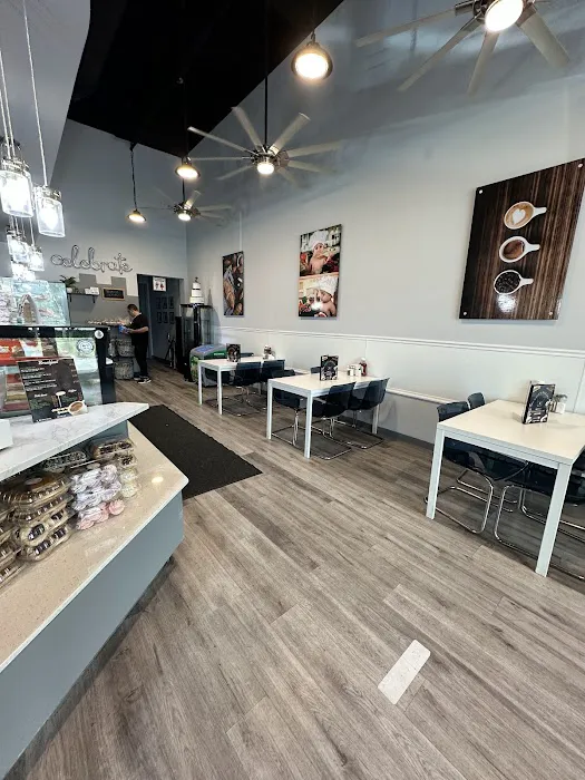 Gigi's Bakery and Deli Picture 4