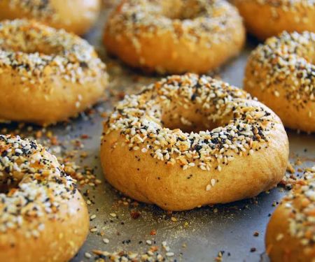 Straight From New York Bagels