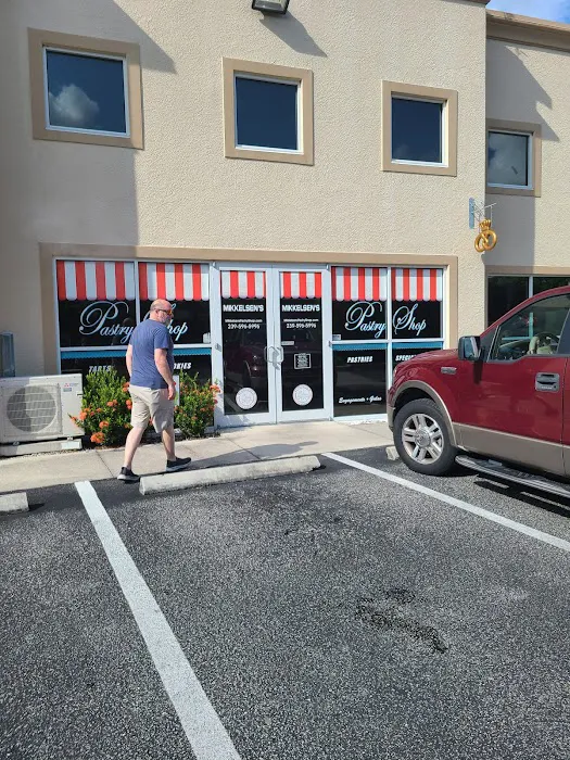 Mikkelsen's Pastry Shop Picture 3