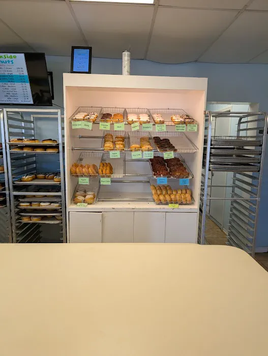 Trackside Donuts & Cafe Picture 6