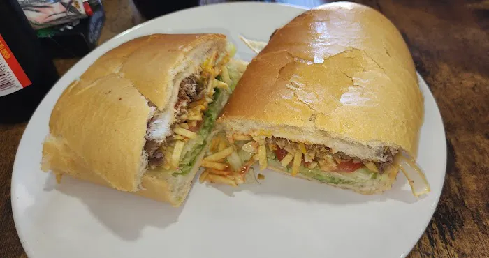 King of all guacamoles Cafe & Bakery Picture 2