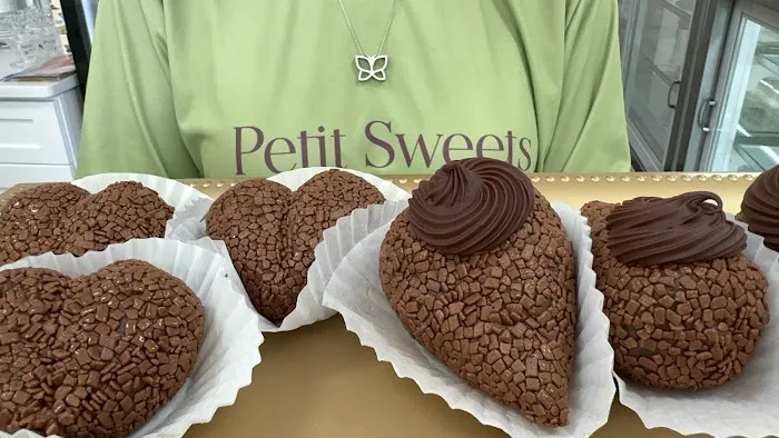 Petit Sweets by Lu Picture 2