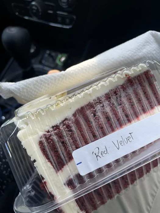 Mindy's Bakery Picture 3