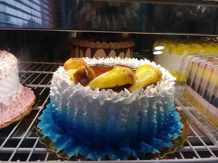 Esmeralda Cuban Bakery Picture 6