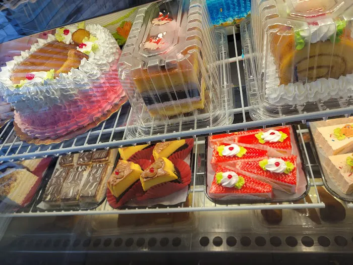 Esmeralda Cuban Bakery Picture 7