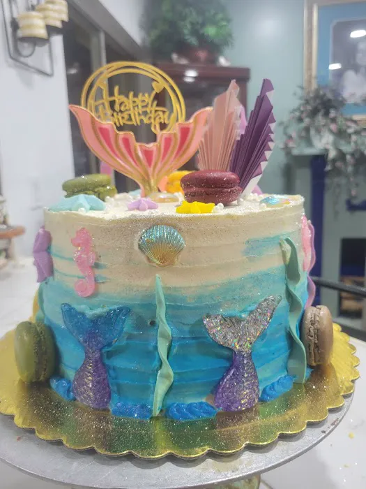 R & L Delicious Bakery Picture 5