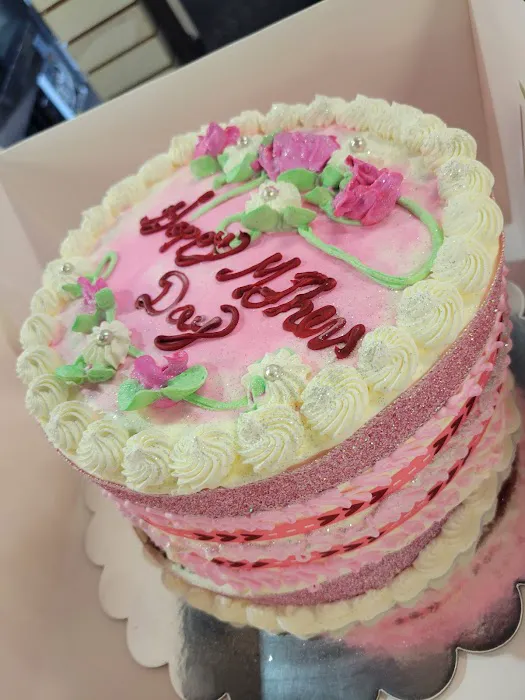 R & L Delicious Bakery Picture 3