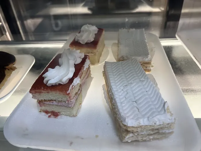 Rei's Bakery Picture 1