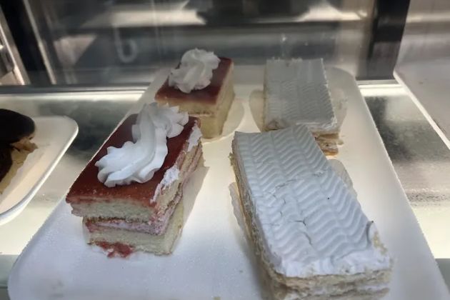Rei's Bakery