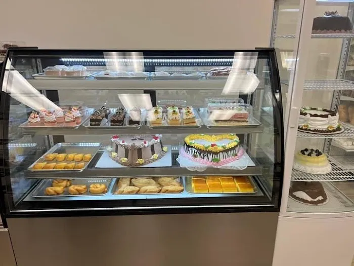 J&J Paradise Bakery Picture 8