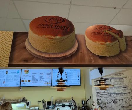 Jiggly Tasty Japanese cheesecake, Bubble Tea, Coffee