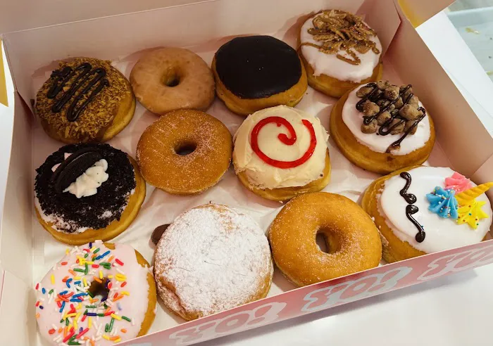 Yonutz Donuts and Ice Cream - Cape Coral Picture 9