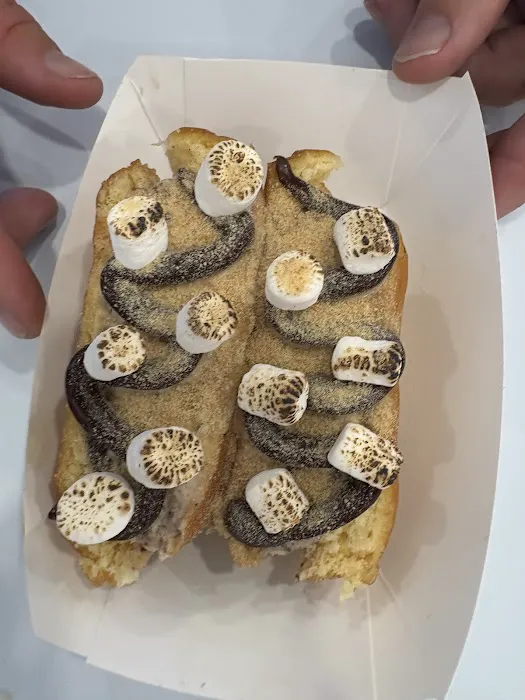 Yonutz Donuts and Ice Cream - Cape Coral Picture 5