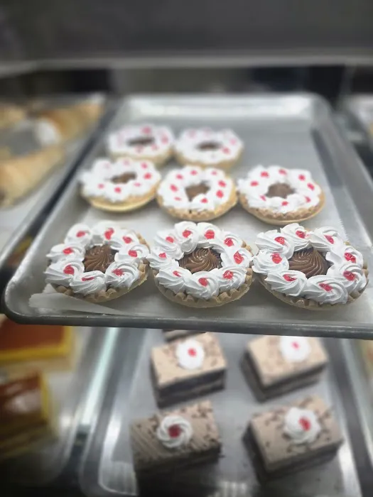 Casa Rojas Cuban Bakery Picture 4